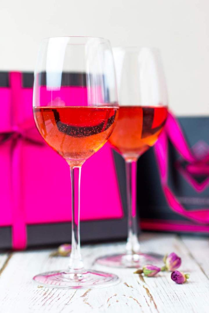 VINS ROSES Paris