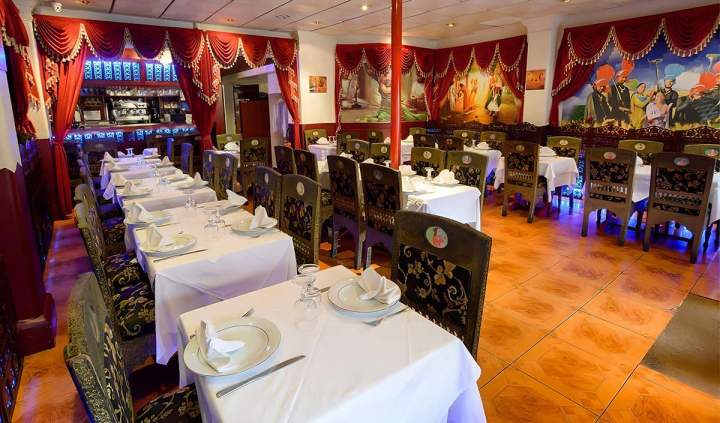 Tables du restaurant Paris